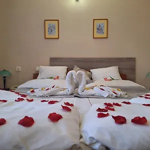 Hotel Unicornis, Eger